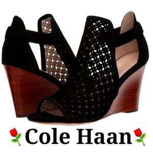 ⚘️Cole Haan Edie Wedge Bootie